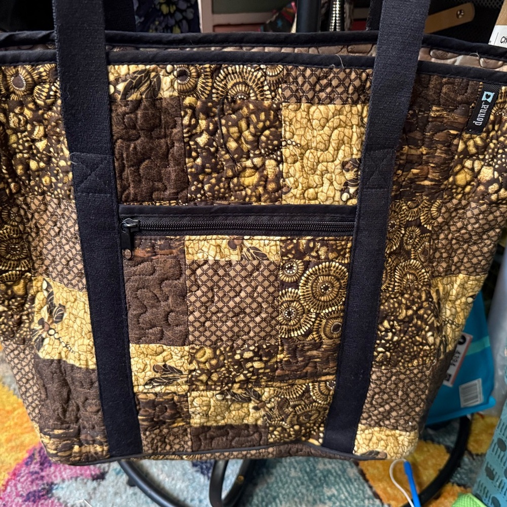 Donna Black Dragonfly Pattern Quilted Patchwork Tote Bag